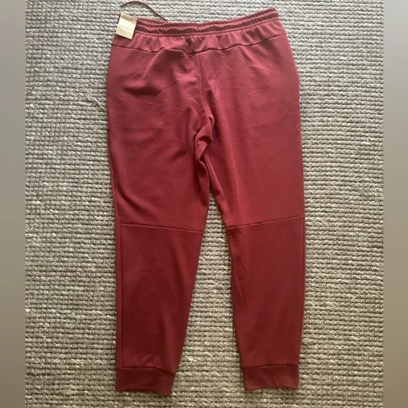 NEW! Nike Training Primary Fleece Dri-FIT UV Performance Joggers - Picture 14 of 17